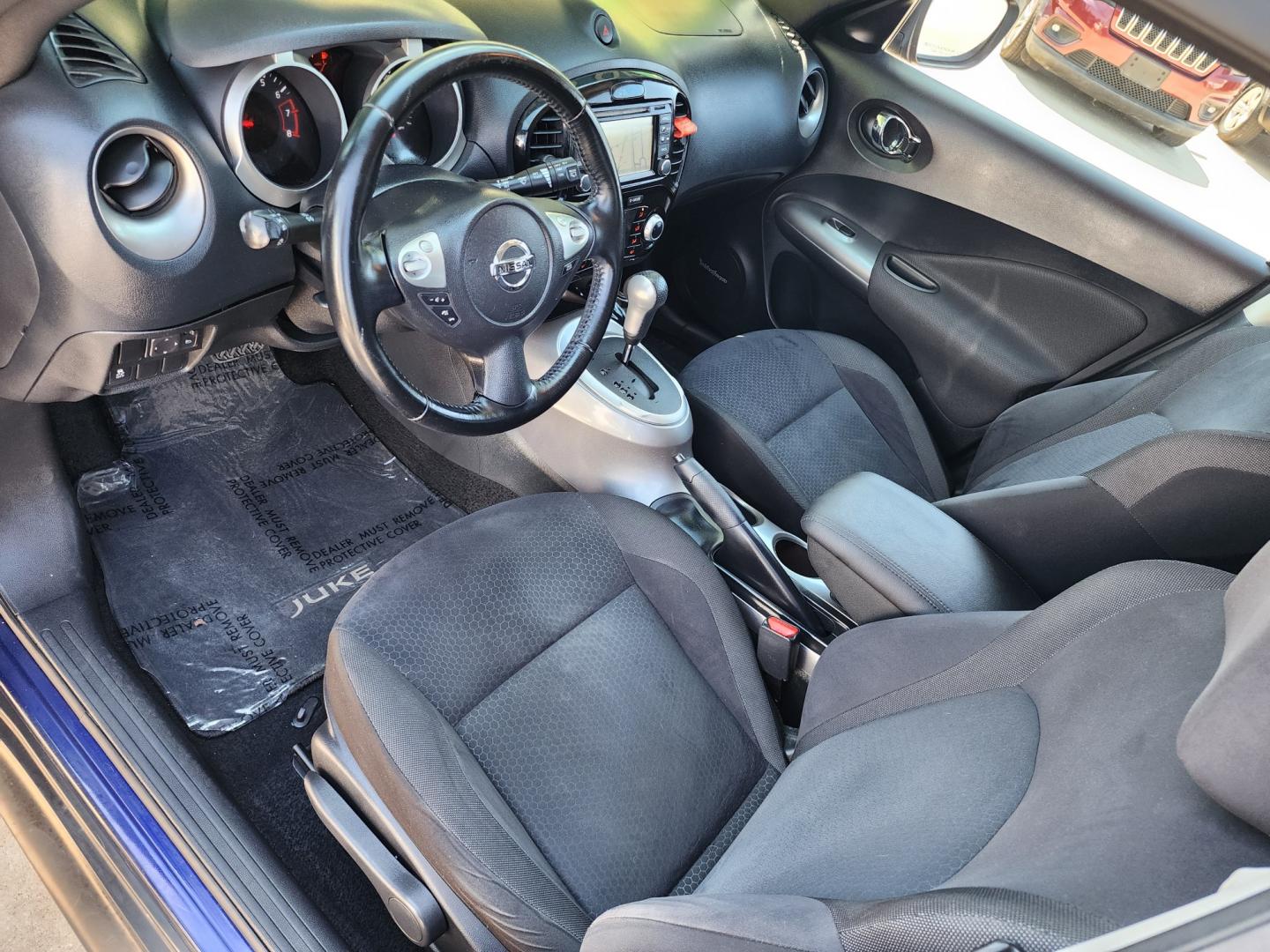 2015 BLUE Nissan Juke SV (JN8AF5MR5FT) , AUTO transmission, located at 2660 S.Garland Avenue, Garland, TX, 75041, (469) 298-3118, 32.885551, -96.655602 - Welcome to DallasAutos4Less, one of the Premier BUY HERE PAY HERE Dealers in the North Dallas Area. We specialize in financing to people with NO CREDIT or BAD CREDIT. We need proof of income, proof of residence, and a ID. Come buy your new car from us today!! This is a SUPER CLEAN 2015 NISSAN JUK - Photo#11